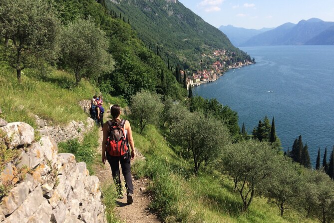 LAKE COMO Hike: Varenna/Bellano + Aperitif in Bellagio - Exploring Vezio Castle: Medieval Fortress with Lake Views