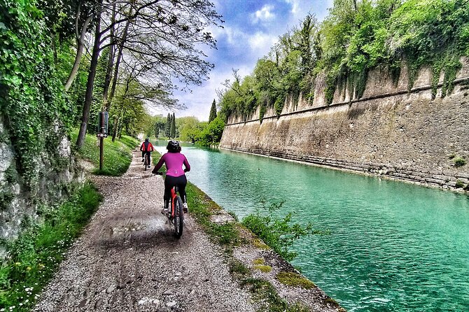 Lake Garda and Borghetto e-Bike Tour - Pedaling Along the Fiume Mincio River
