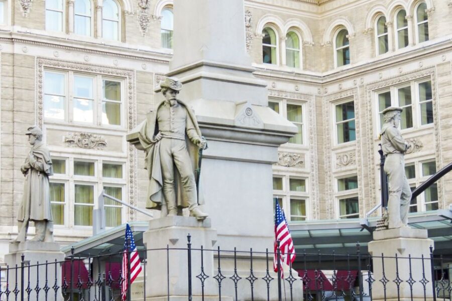 Lancaster: Downtown History and Craft Beer Walk - From Colonial Roots to Modern Lancaster