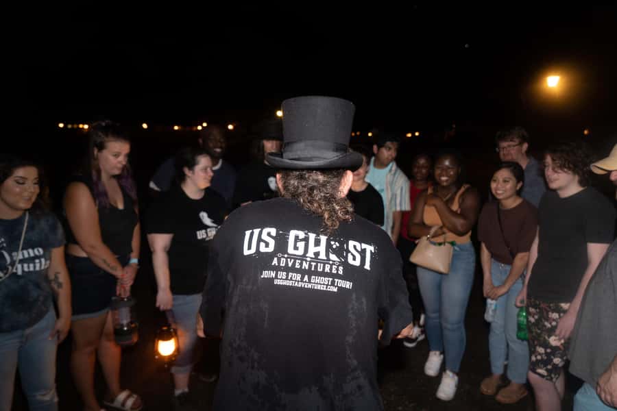 Lansing Ghost Tour: Lost Legends and Laments by Lanternlight - Exploring Lansings Haunted Landmarks Under the Night Sky