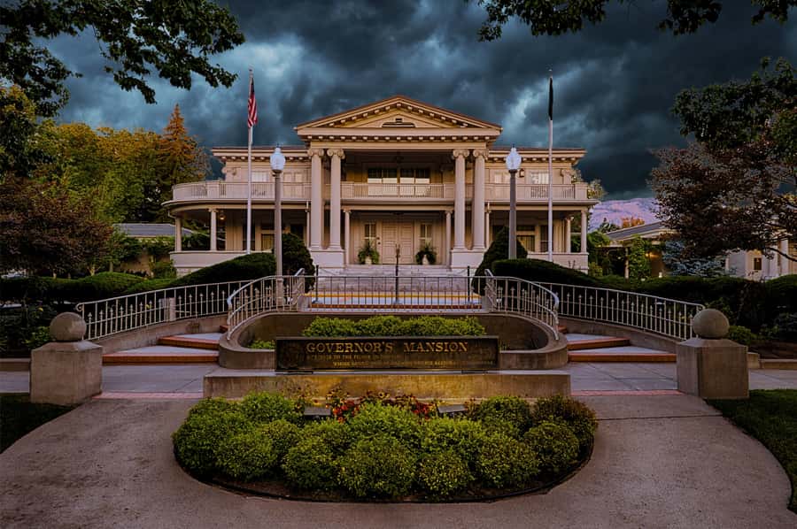 Lanterns Over Lone Mountain: Carson City Ghost Tours - Meeting Point at the Nevada Governors Mansion