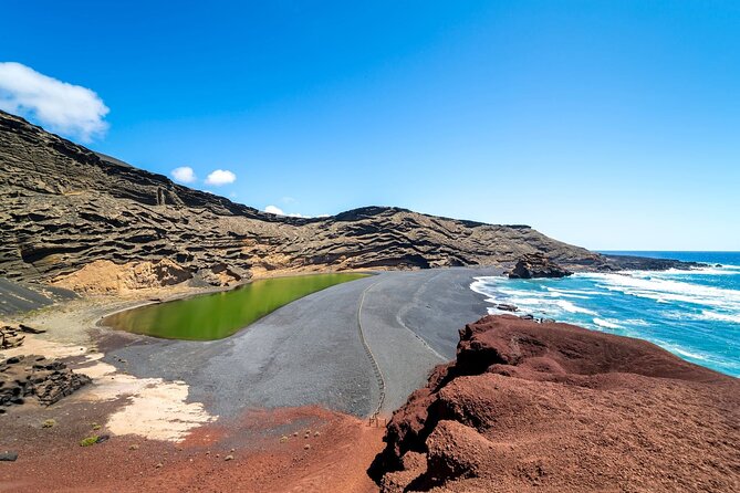 Lanzarote Tour with Timanfaya National Park and El Golfo - Wine Tasting at Bodega La Geria