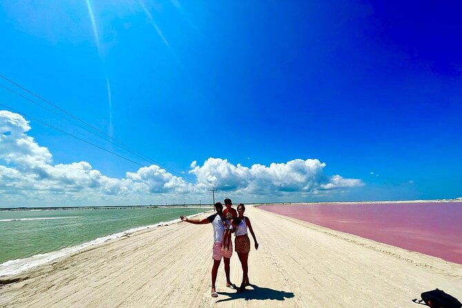 Las Coloradas Tour With Transportation from Playa del Carmen - Rio Lagartos: Wildlife and Mangrove Boat Safari