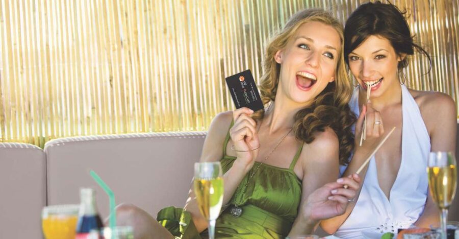 Las Vegas: 90-Day VIP Shop and Dine4Less Card City Hopper - How the VIP Shop and Dine4Less Card Works in Las Vegas