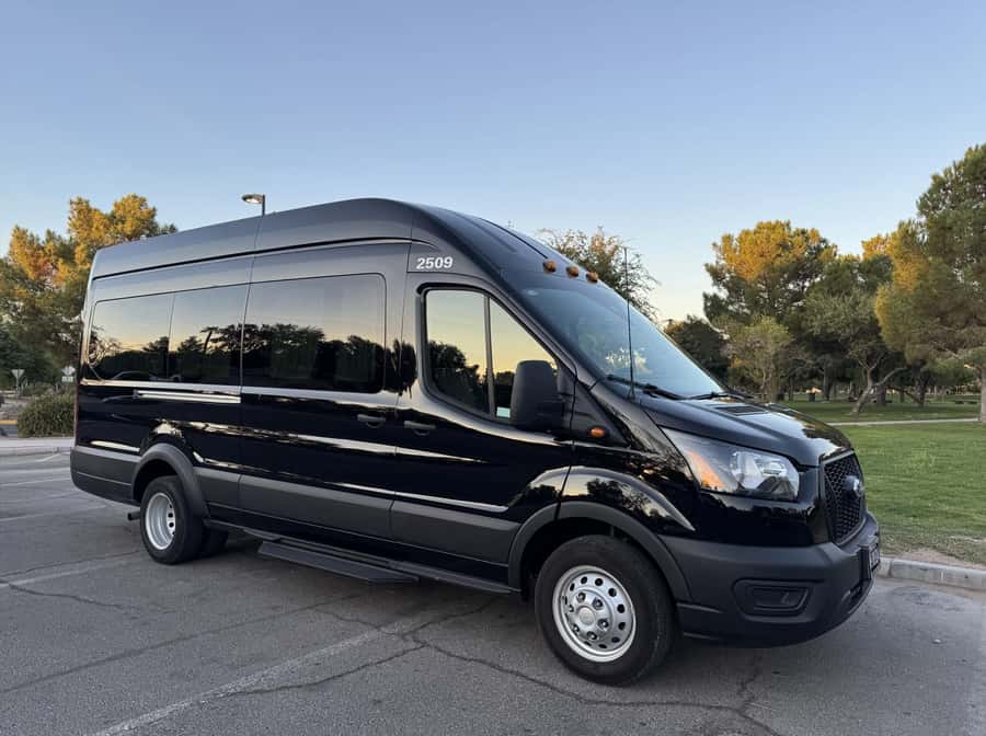 Las Vegas: Antelope Canyon Small Group One Day Tour - Starting Point and Transportation in Comfort