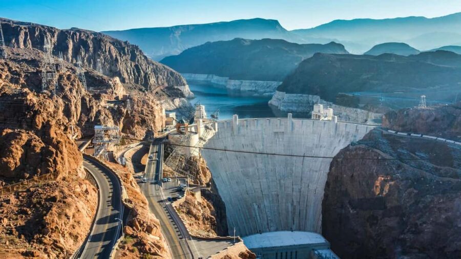 Las Vegas: Hoover Dam Tunnels & Power Plant Tour - Exploring the Hoover Dam’s Architectural Marvels