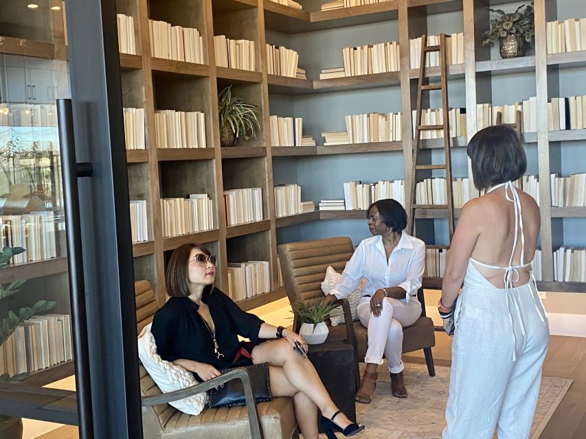 Las Vegas: Luxury Home Tour with Snacks and Drinks - Scenic Drive from Las Vegas Strip to Neighborhoods of Summerlin and Henderson