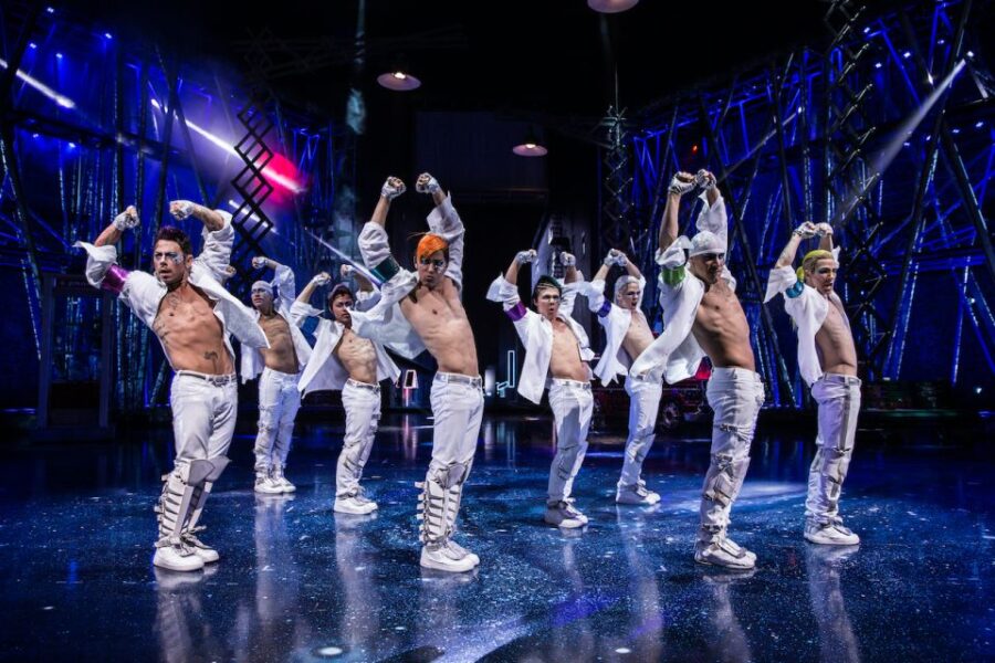 Las Vegas: Michael Jackson ONE by Cirque du Soleil Ticket - What to Expect: A 90-Minute Spectacle of Music, Acrobatics, and Message