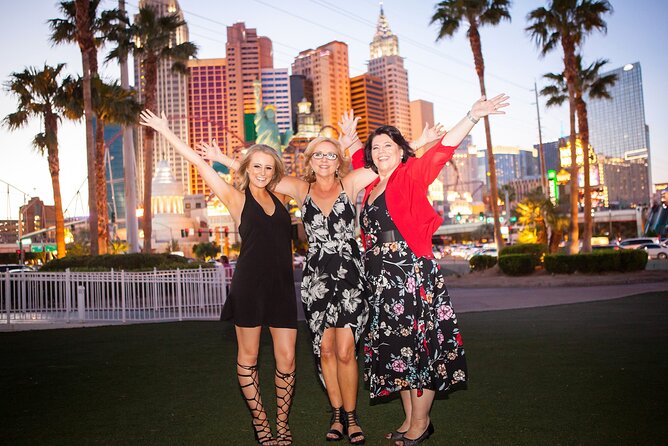 Las Vegas Strip by Super Stretch Limo with Personal Photographer - The Role of the Personal Photographer in Creating Lasting Memories