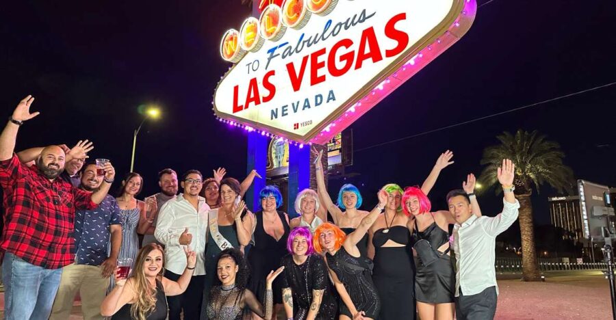 Las Vegas Strip: Welcome to Las Vegas Club Crawl - Starting Point at the Shoppes at Mandalay