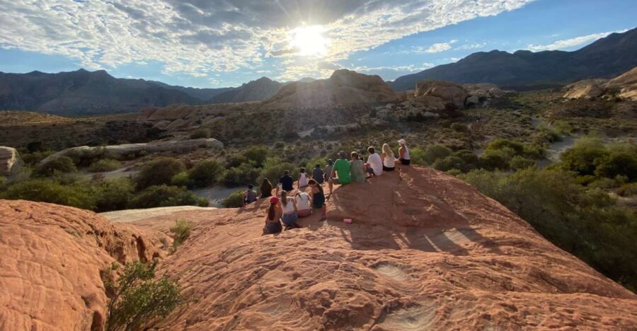 Las Vegas: Sunset Hike and Photography Tour Near Red Rock - Starting Point: Hotel Pickup and Van Transportation