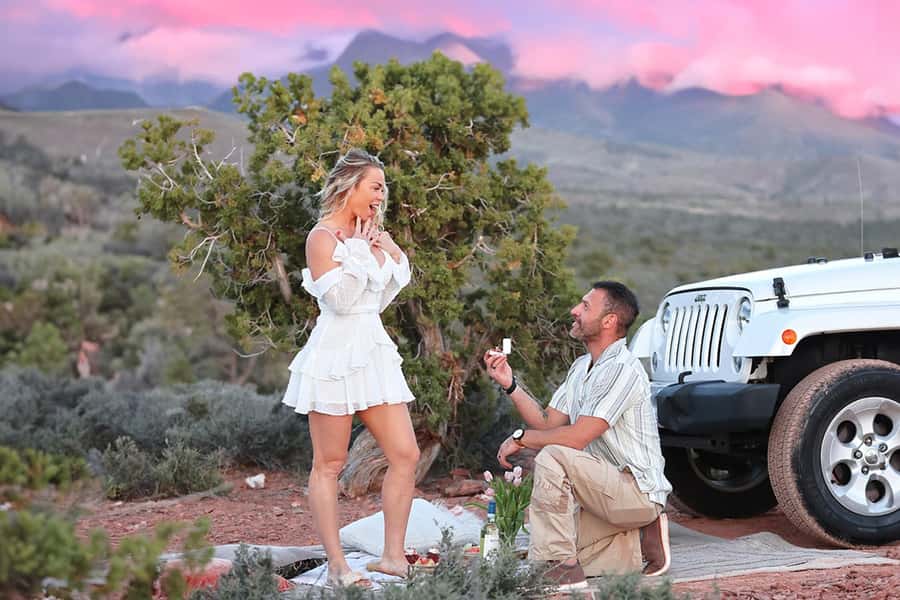 Las Vegas: The Perfect Proposal Experience - The Self-Guided Proposal Setup in Nevadas Scenic Locations