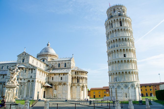 Leaning Tower and Cathedral of Pisa afternoon timed-entry Ticket - Visiting the Leaning Tower of Pisa: The Iconic Structure