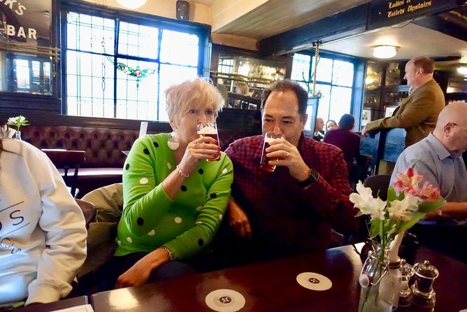 Leeds 'Hidden Gems' Food Tour - Enjoying a Cozy Yorkshire Cafe Break