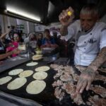 León: Authentic Culinary Tour with Unlimited Tacos - Exploring León’s Food Foundations at the Forum Cultural