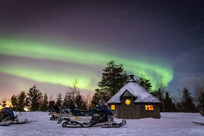Levi Northern lights by snowmobile - Watching the Aurora Borealis in the Finnish Wilderness