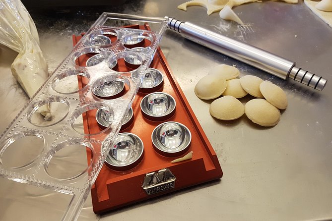 Lezione di Cucina : Pasta Fresca - Making Fresh Pasta with Alfonso