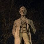 Lincoln Park Hauntings Ghost Investigation Tour - Exploring Lincoln Park at Night: A Historic and Haunted Walk