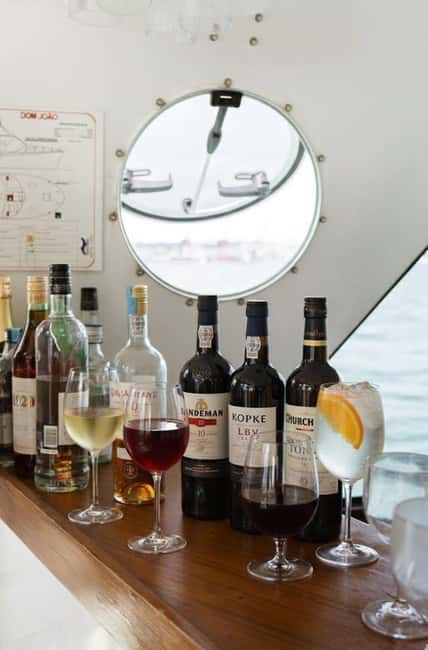 Lisbon; Boat Sunset Port Wine Tasting & Traditional Snacks - Starting Point and Meeting Logistics at Doca de Santo Amaro