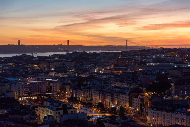 Lisbon by Night: Golden and Blue Hour Photography Walk - Exploring Alfama’s Glowing Alleys and Historic Streets