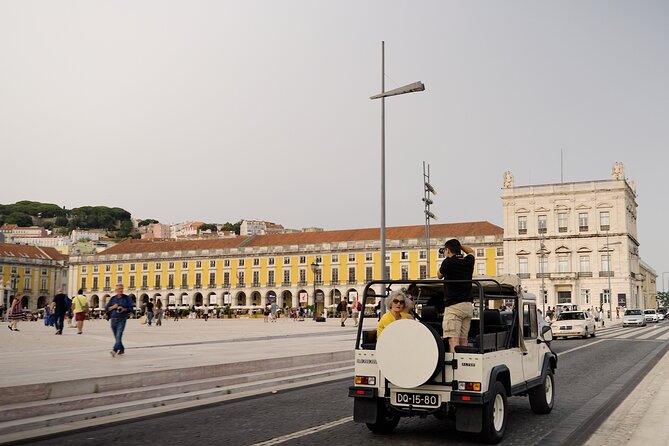 LISBON DAILY TOUR in a Vintage Jeep with FOOD & DRINK Tastings - Highlights of Lisbon’s Green Spaces and Panoramic Views