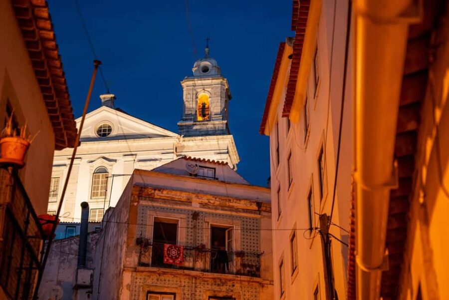 Lisbon: Fado Show with Dinner and City Tour - Discover Lisbon’s Nighttime Illumination and Landmarks