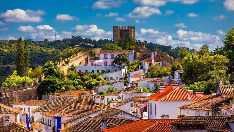 Lisbon: Fátima, Batalha, Nazaré, and Óbidos Day Trip - Starting in Lisbon: Convenient Hotel Pickup and Small Group Size