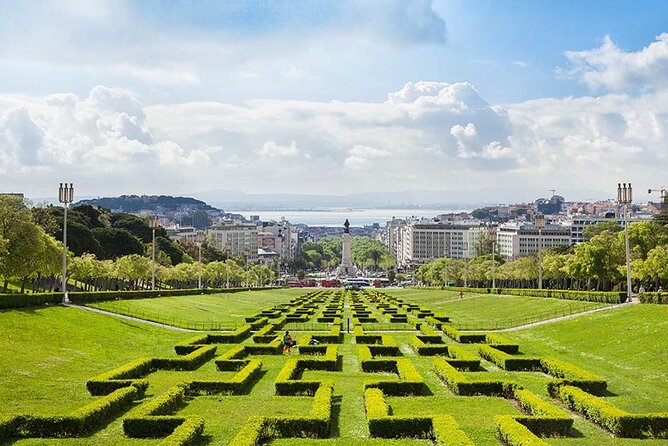 Lisbon Half day tour by Private Car - Breathtaking Views from Miradouro da Senhora do Monte