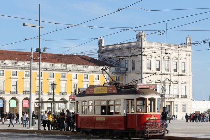 Lisbon in the eye of a Portuguese writer - Exploring the Historic District of Chiado and Its Viewpoints