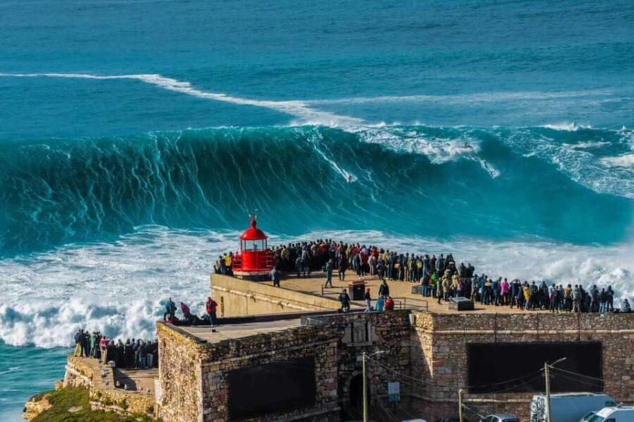 Lisbon: Óbidos, Fátima, Batalha, and Nazaré Day Trip - Exploring Óbidos: The Medieval Village and Its Castle