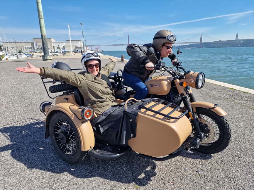 Lisbon Old Town by Sidecar - From the Old Town to the Castle District