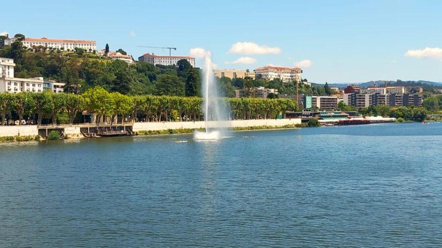 Lisbon: One Way to Douro Valley through Coimbra and Obidos - Discovering Obidos’s Medieval Charm