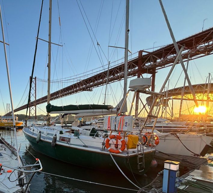 Lisbon: Private City Boat Tour with Sunset Option - Starting Point and Meeting Logistics in Lisbon