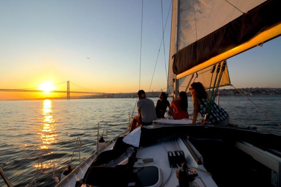 Lisbon: Sailing Tour with Wine and Snacks - The Route: From Belém to Commerce Square