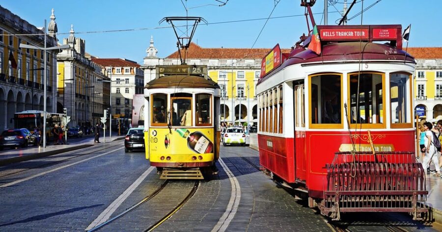 Lisbon: Setúbal Peninsula Tour with Wine Tasting & Local - Discovering Lisbon’s Scenic Coastal Region