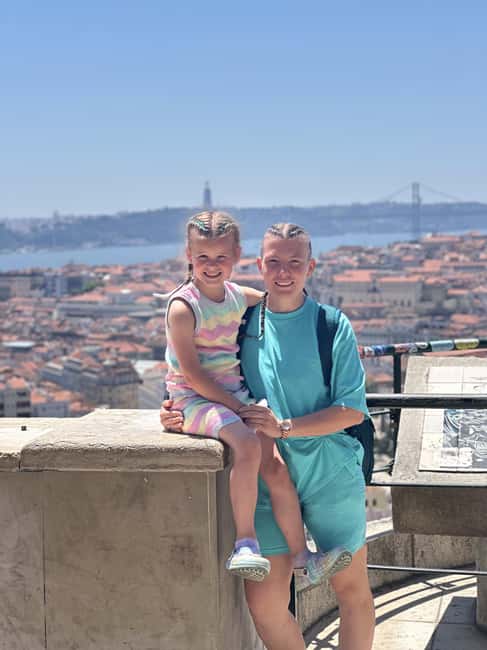 Lisbon: Tuk-Tuk Tour with Free Photos and Videos - Discover Lisbon’s Top Viewpoints and Vantage Points