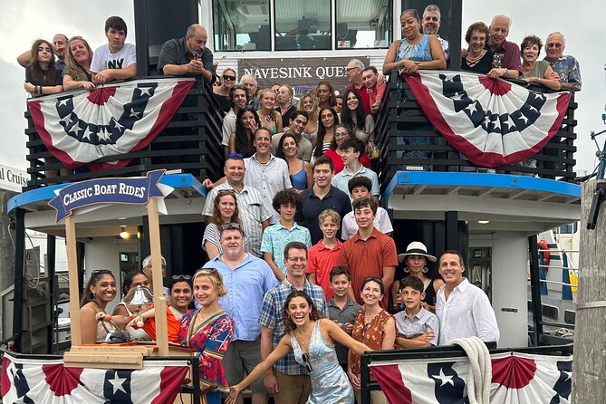 Live Music Sunset Cruise with Classic Boat Rides and Anchor Jam - Sunset and Skyline Views on a Clear Day