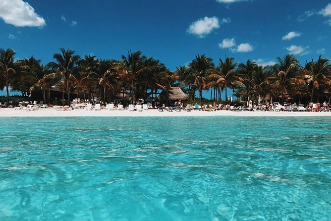 Live this unique experience. Catamaran to Isla Mujeres Tour. Open Bar included. - Starting Point at Lobster Beach in Cancun’s Hotel Zone