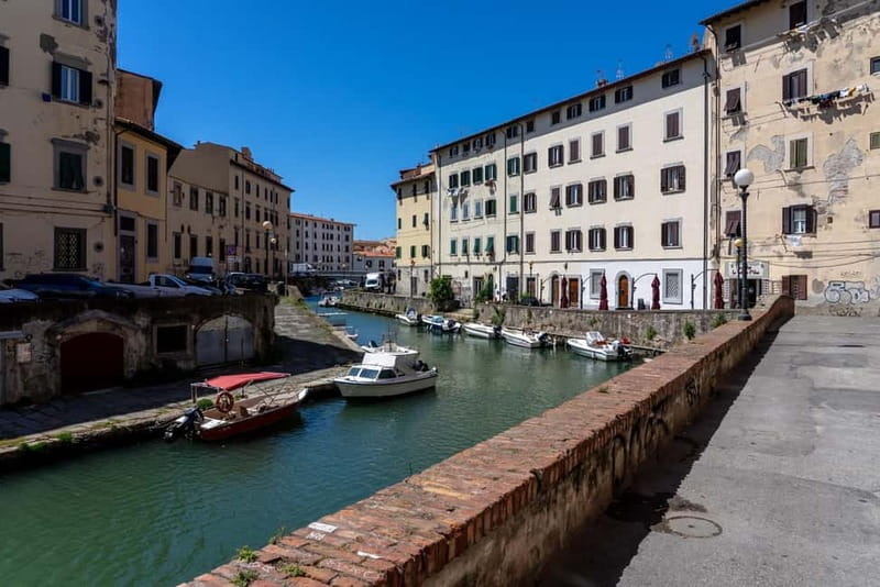 Livorno Photo Tour in English - Customizable Photo Session in Iconic and Hidden Spots