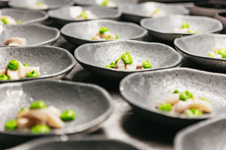 London: 6-Course Luxury Dinner Bus Tour - Meeting Point and Logistics at Victoria Embankment