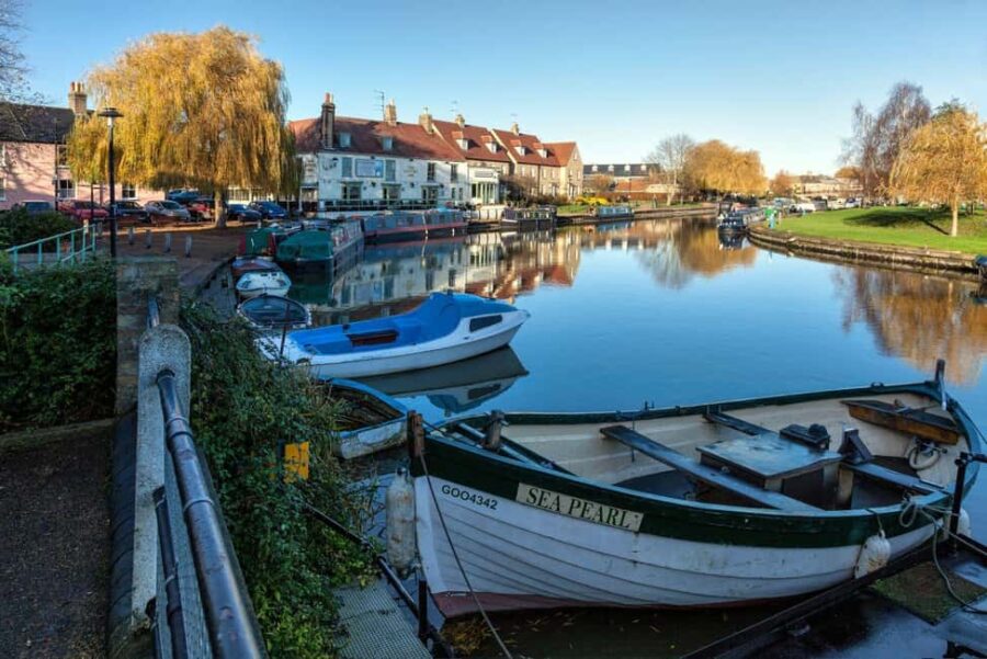 London: Cambridge & Ely Cathedral Private Day Tour - Starting the Day with Hotel Pickup in London