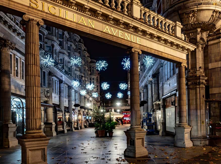 London: Christmas Carols and Lights Private Tour - Starting Point: Westminster Abbey Shop for a Magical Beginning