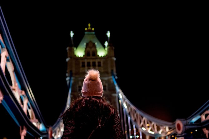 London Christmas Eve With 3 Course Dinner and Midnight Mass - Illuminated Landmarks of London Light Up for Christmas