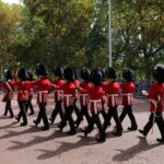 London Classic Landmarks Bike Tour with Local Guide - Crossing the River Thames to View Big Ben and Westminster