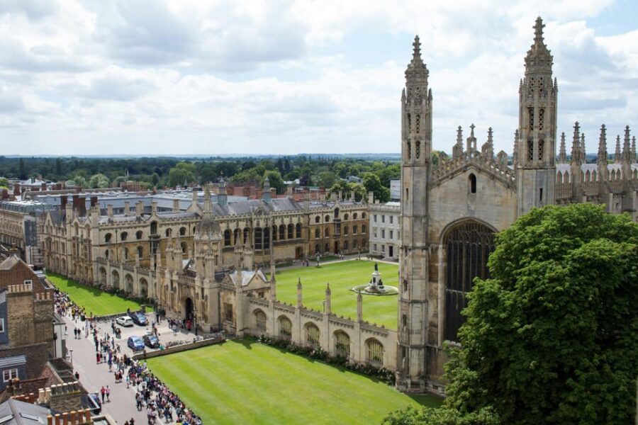 London: Guided tour of Cambridge - Sedan - Starting Point: Pickup in London and Seamless Transport