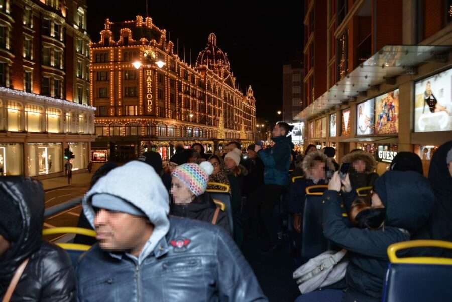 London: Open-Top Night Time bus tour for Group of up to 10 - The Guides Role in Making the Tour Memorable