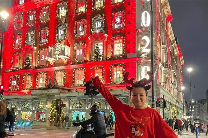 London Private Christmas Lights Taxi Tour with Pick Up - Regent Streets Christmas Spectacle Since 1954