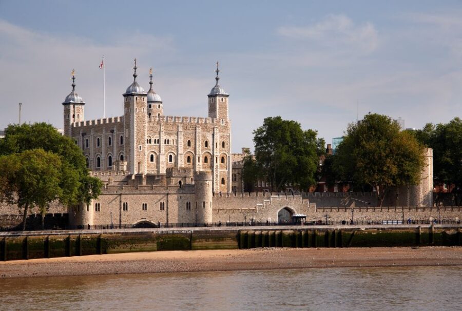 London: Private Crown Jewels Car Tour - Luxury Private Transport in Central London