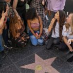 Los Angeles: Hollywood Walk of Fame Walking Tour - Walking Along Hollywood Boulevard and the Walk of Fame
