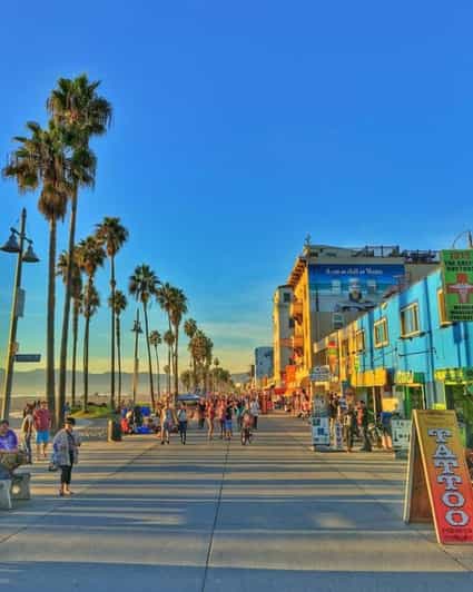Los Angeles : Must-See Attractions Car Tour with a Guide - Starting Point: Flexible Pickup in Los Angeles Hotels